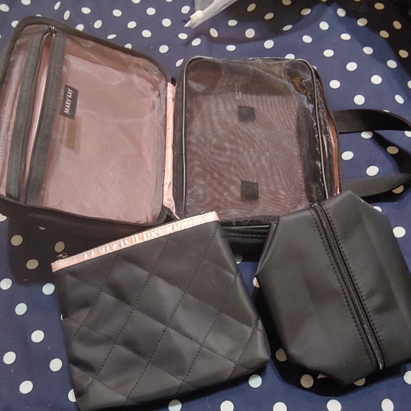 Travel bathroom bag